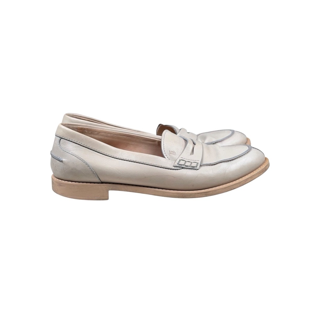Tod's Cream Driving Loafers Women's 6.5 / EU 37 Leather Penny Loafers
